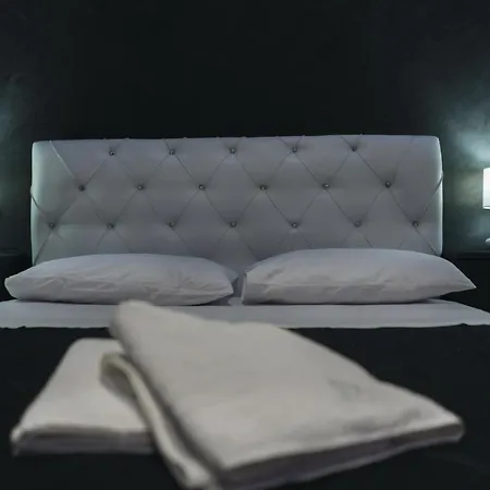 Dl Luxury Πανσιόν